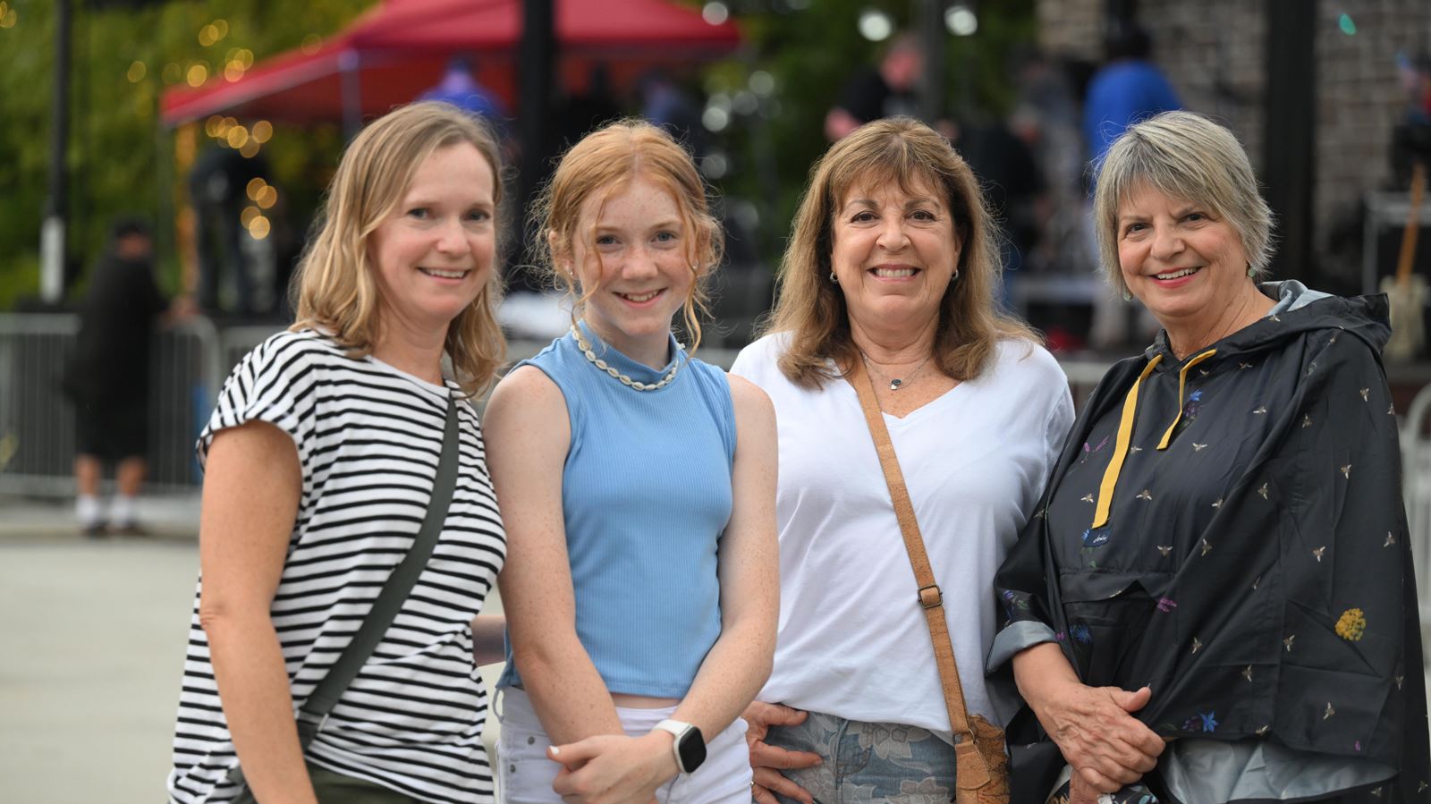 Crowd and musicians at the Everclear with Hush Money concert