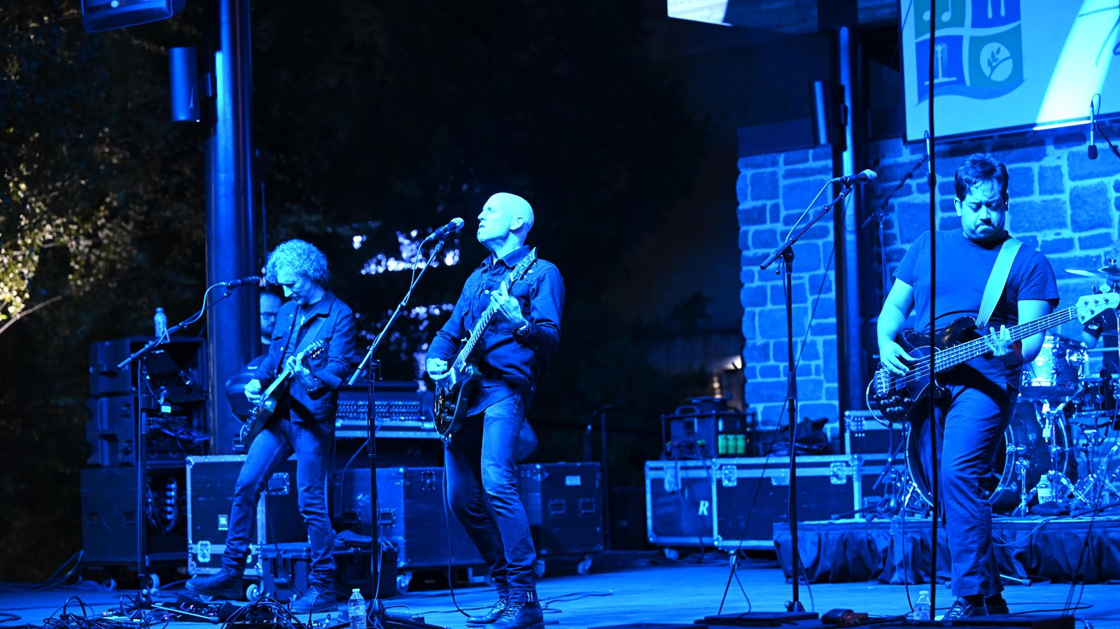 Shots of band and audience at the Vertical Horizon concert