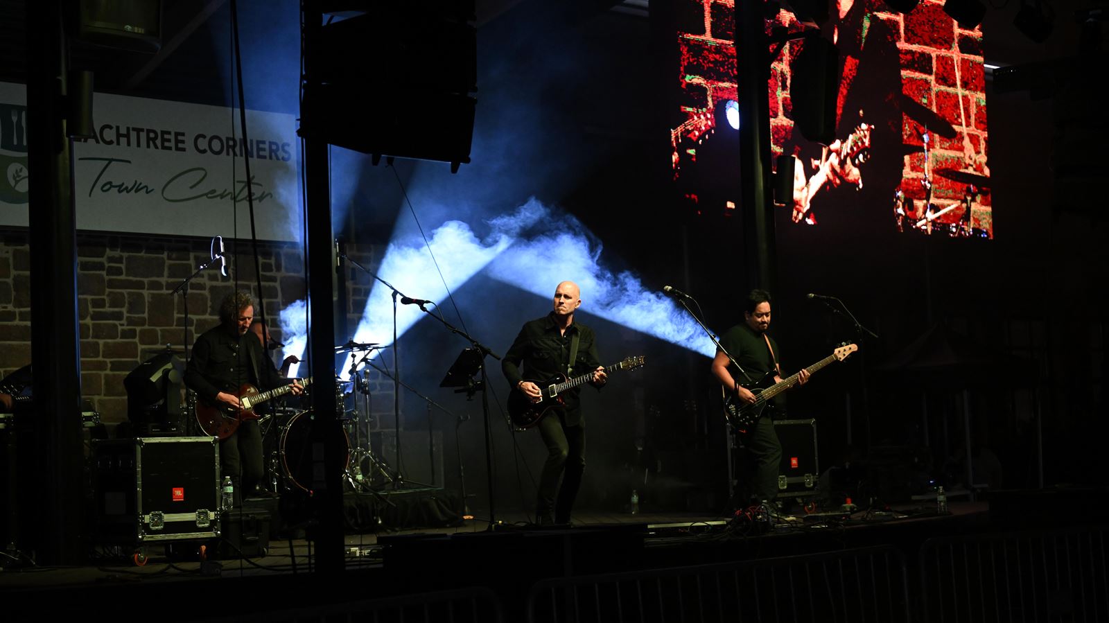 Shots of band and audience at the Vertical Horizon concert